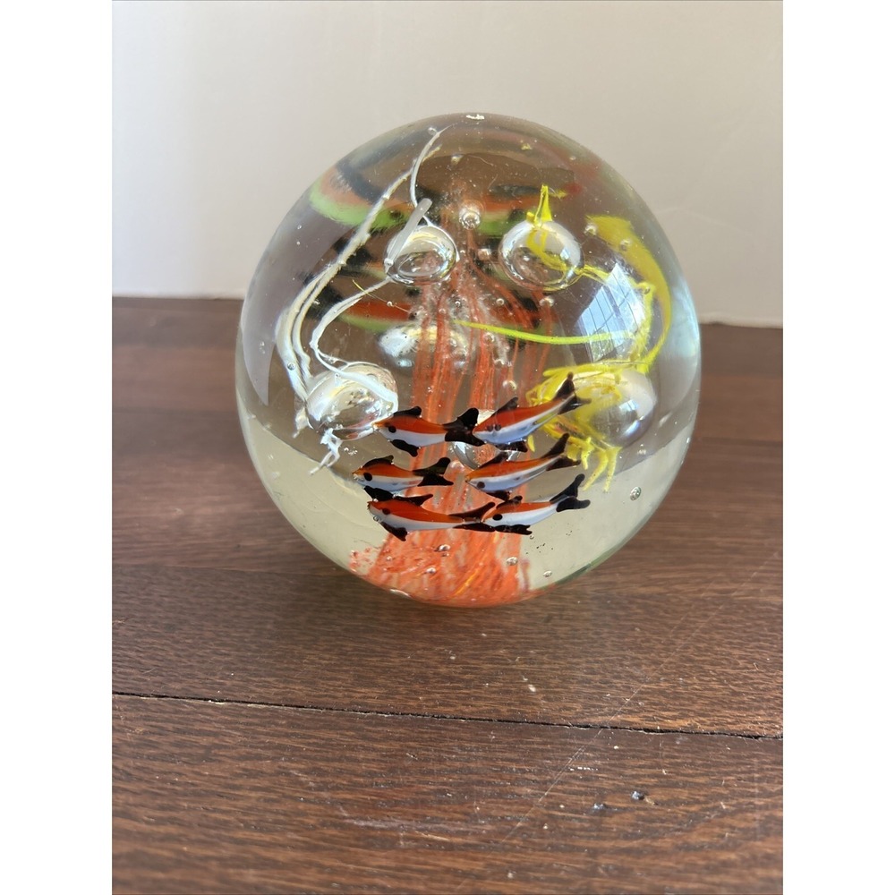 Art Glass Paperweight Round Sphere Fish Aquarium/Sea Life Scene 4.5" Heavy